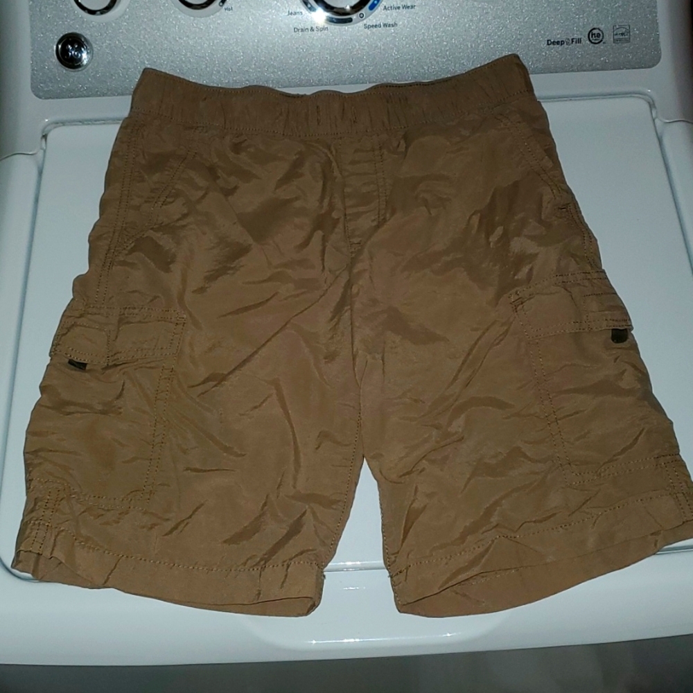 Urban Pipeline L(14/16) Khaki Shorts